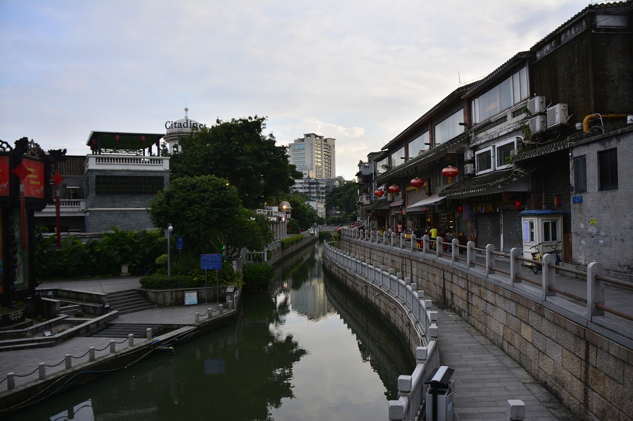 广东省广州市的小洲村，古韵与现代的交融