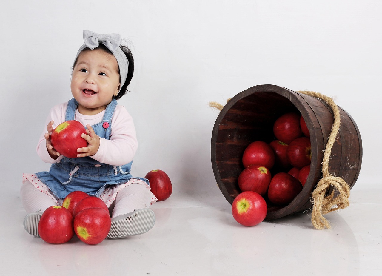 十个月宝宝能否吃面条，营养与辅食添加的探讨